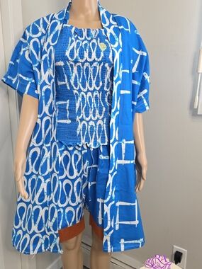Blue & White Printed Three-Piece Lounge Set